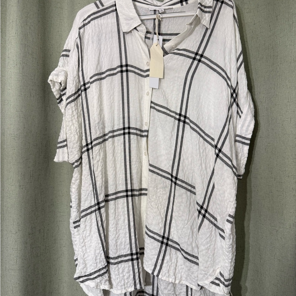 Jane and Delancey Black and White Plaid Button-Down Shirt